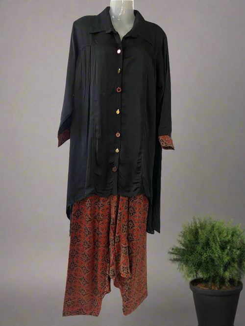 Black Beauty Kurti Ajrak Set - Silver Lining